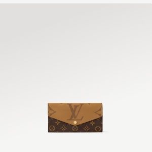 Sarah Reverse Monogram wallet